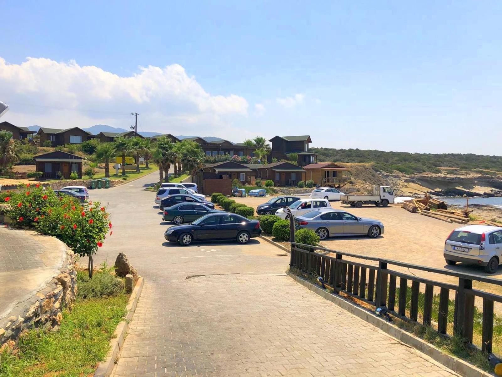 Zambak Holiday Village & Restaurant Superb Seafront Location ! Agios Georgios  ภายนอก รูปภาพ