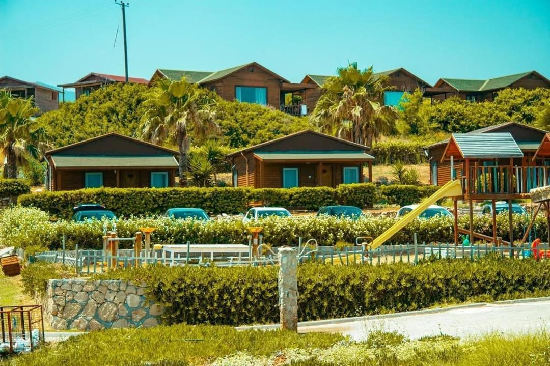 Zambak Holiday Village & Restaurant Superb Seafront Location ! Agios Georgios  ภายนอก รูปภาพ