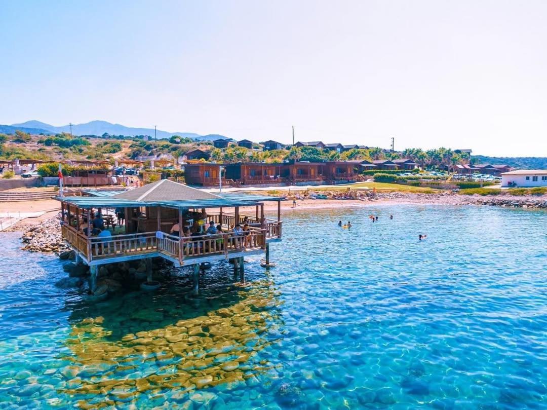 Zambak Holiday Village & Restaurant Superb Seafront Location ! Agios Georgios  ภายนอก รูปภาพ